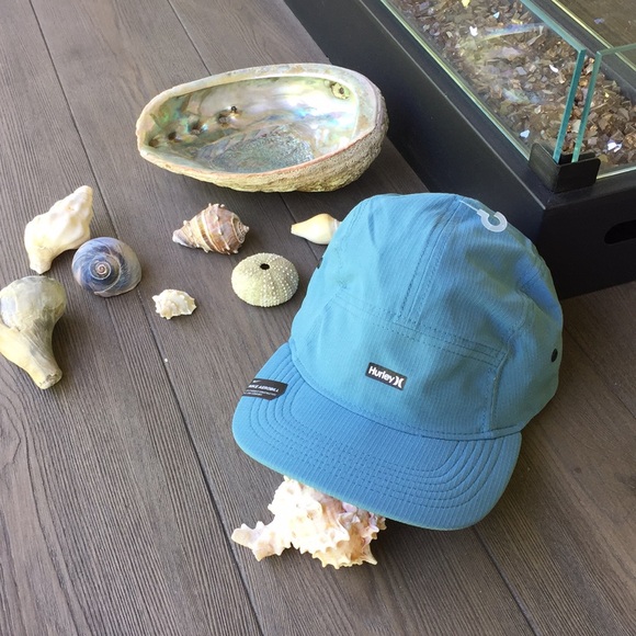 💧Hurley💧 - Picture 3 of 7